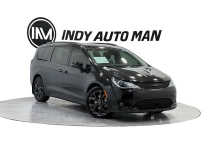Used 2019 Chrysler Pacifica Limited