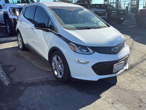 Used 2020 Chevrolet Bolt LT image 1