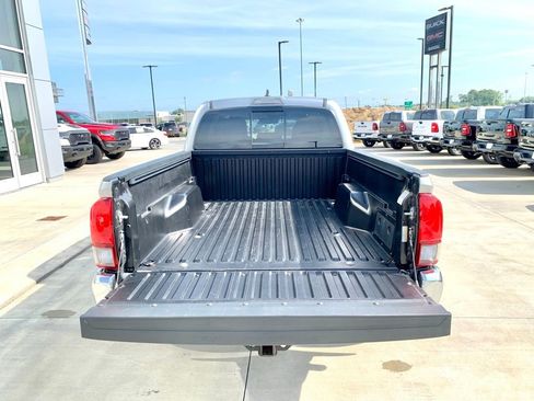Used 2023 Toyota Tacoma SR5 RWD image 19