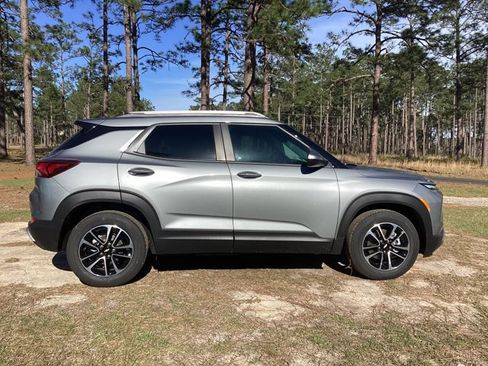 New 2026 Chevrolet TrailBlazer LT w/ Convenience Package image 6