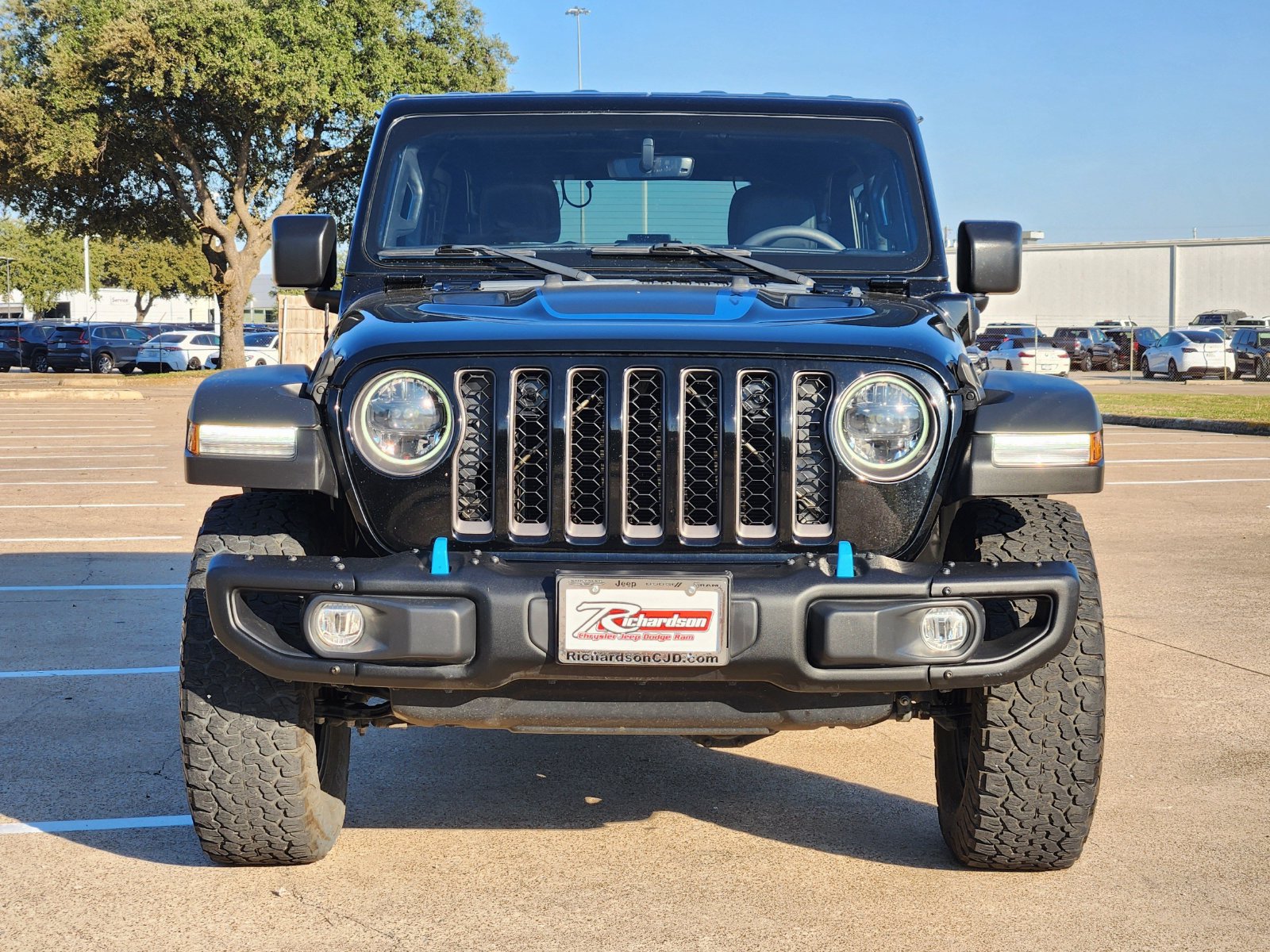Used 2023 Jeep Wrangler Unlimited Rubicon 4xe w/ Steel Bumper Group AWD/4WD image 7