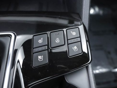 Used 2021 Toyota Camry LE w/ Cold Weather Package image 12