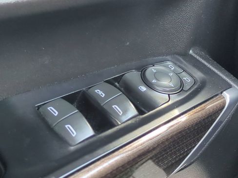 Used 2019 Chevrolet Silverado 1500 LT RWD image 29
