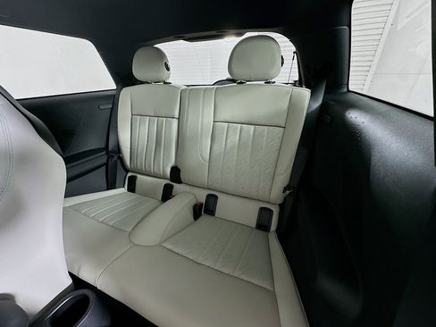 Certified 2025 MINI Cooper S image 17