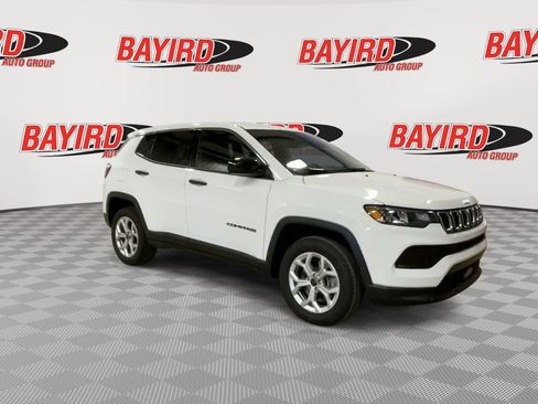 Used 2025 Jeep Compass Sport AWD/4WD image 2