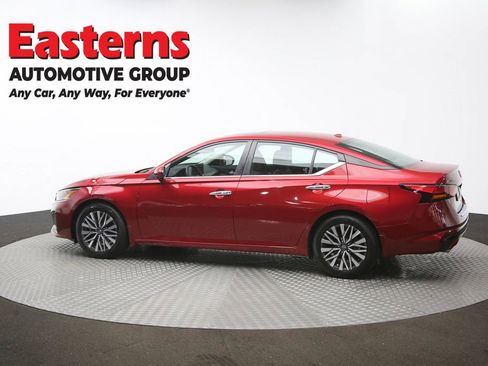 Used 2023 Nissan Altima 2.5 SV w/ SV Premium Package image 62