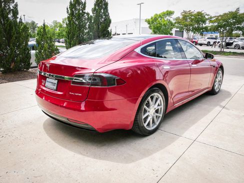 Used 2021 Tesla Model S Long Range Plus AWD/4WD image 10