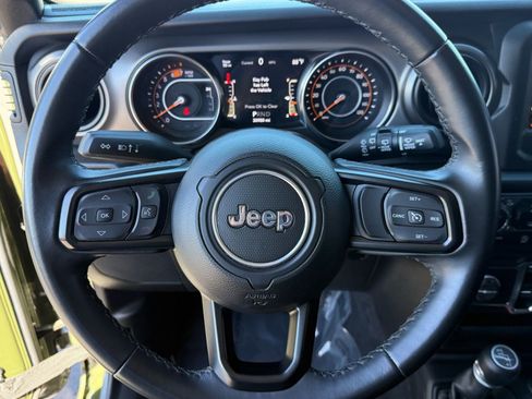 Used 2021 Jeep Wrangler Unlimited Sport image 16