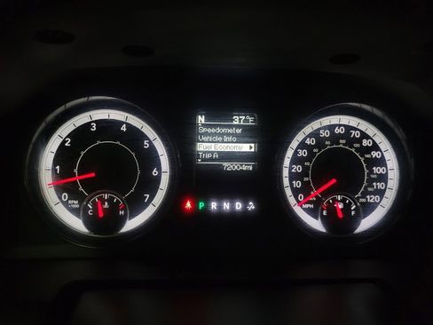 Used 2019 RAM 1500 Express image 23