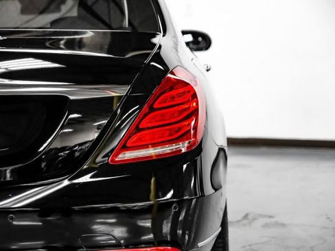Used 2017 Mercedes-Benz S 550 Sedan image 58