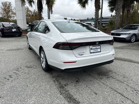 Used 2026 Honda Accord LX image 4