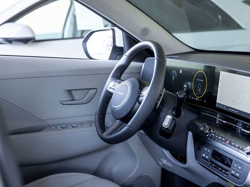 New 2025 Hyundai Kona SEL FWD image 24