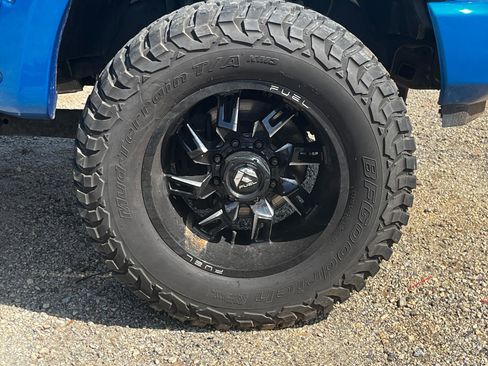 Used 2020 Ford F250 Platinum w/ Tremor Off-Road Package image 16