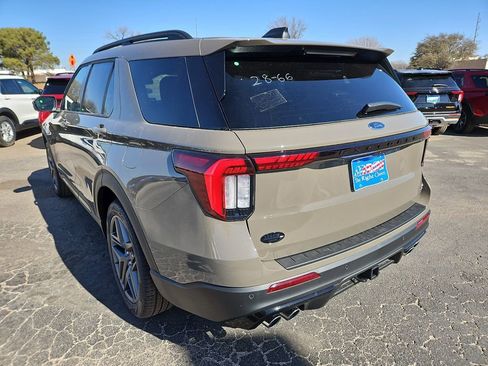 New 2026 Ford Explorer ST image 9