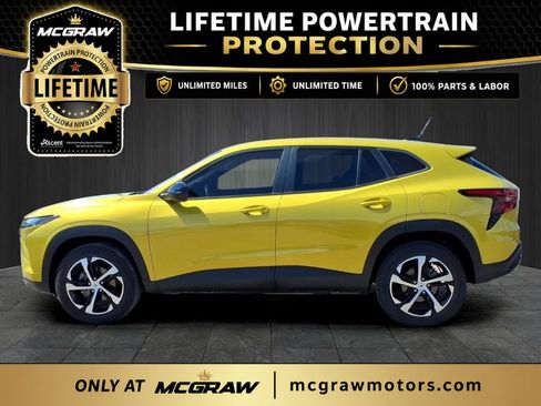 Used 2024 Chevrolet Trax RS w/ Driver Confidence Package FWD image 7