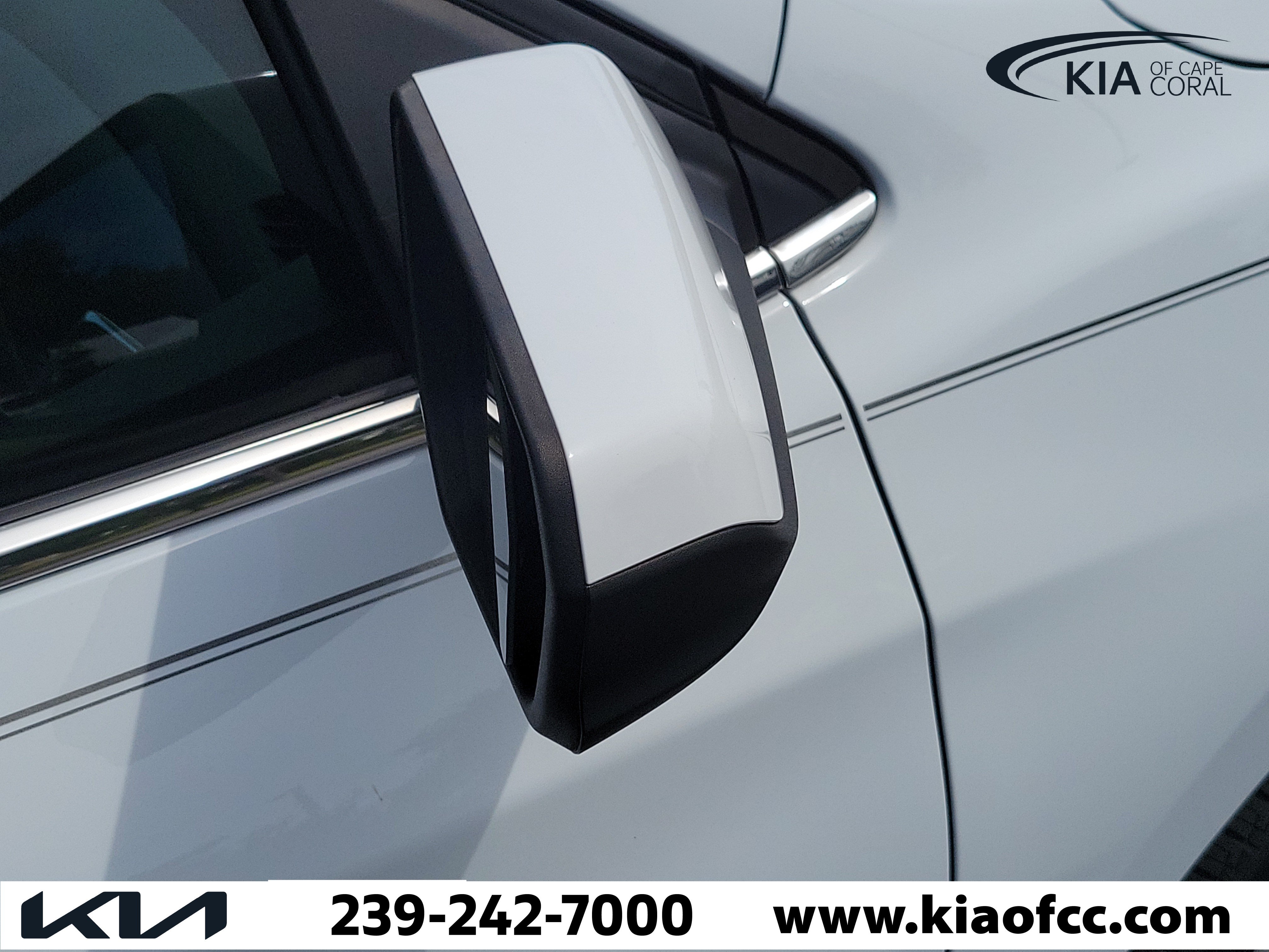 Used 2024 Chevrolet Equinox LT FWD image 8