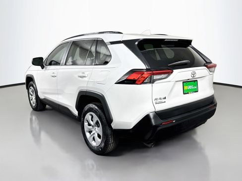 Used 2021 Toyota RAV4 LE FWD image 7