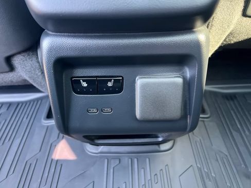 Used 2026 Cadillac Optiq Sport 2 w/ LPO, Floor Liner Package AWD/4WD image 18