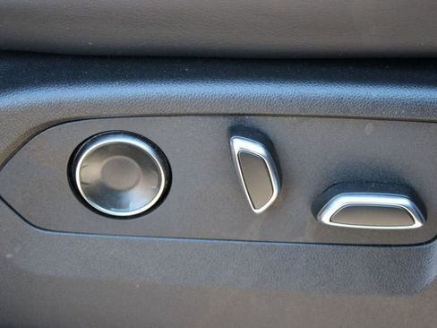 Used 2024 Cadillac Escalade Sport AWD/4WD image 29