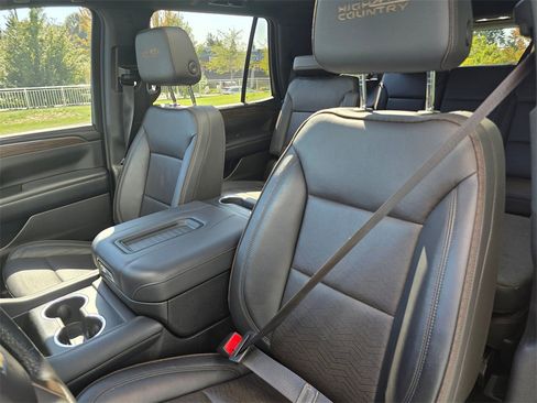 Used 2022 Chevrolet Tahoe High Country image 23