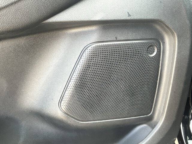 Used 2025 Ford Escape ST-Line Select AWD/4WD image 25