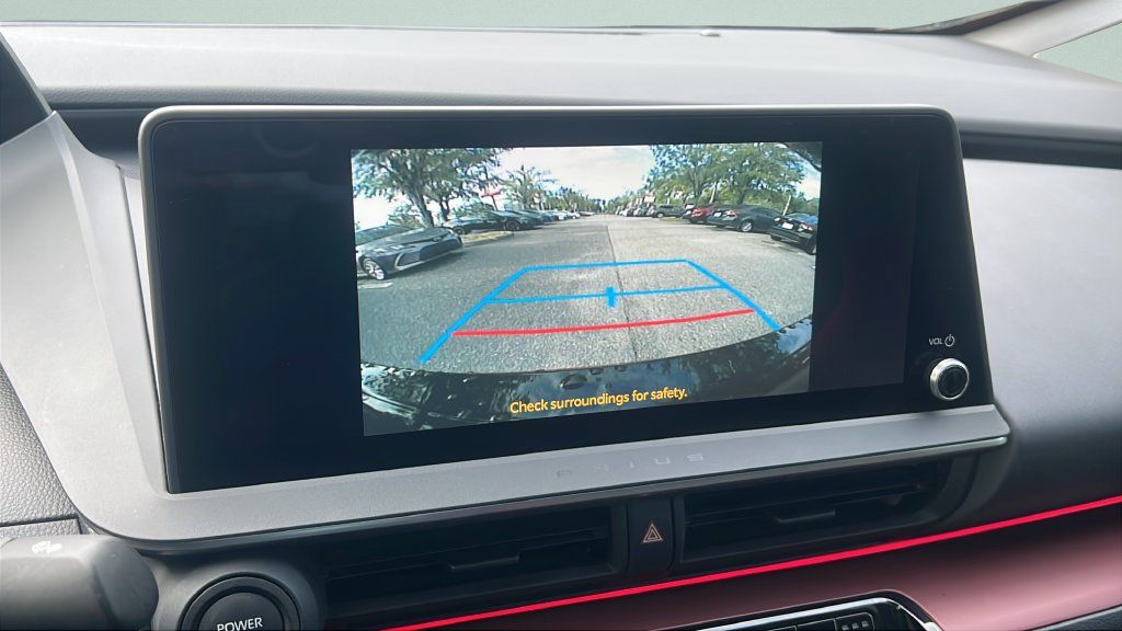 Certified 2024 Toyota Prius Prime FWD image 17