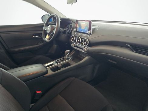 Used 2024 Nissan Sentra SV FWD image 43
