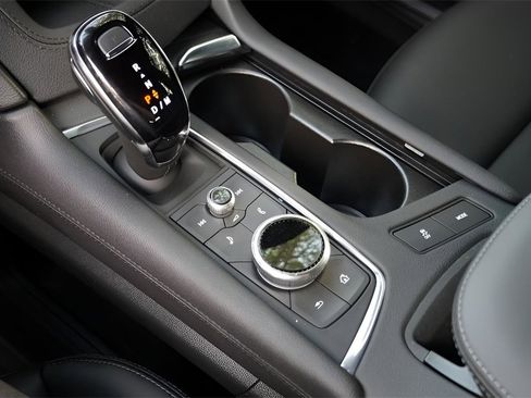 New 2026 Cadillac XT5 Luxury w/ LPO, Floor Liner Package image 13