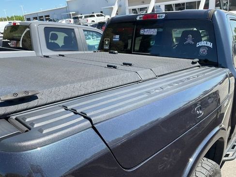 Used 2019 RAM 1500 Laramie AWD/4WD image 7