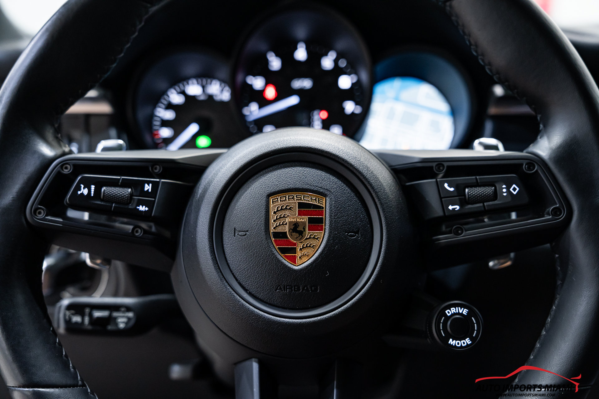 Used 2023 Porsche Macan GTS w/ Sport Chrono Package AWD/4WD image 73