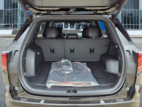 New 2026 GMC Terrain AT4 w/ Technology Package II image 27