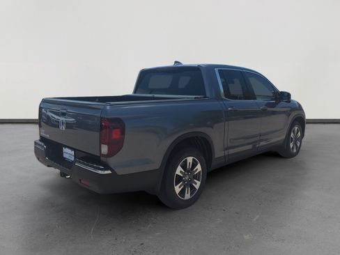 Used 2017 Honda Ridgeline RTL-T image 5