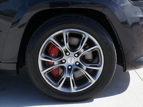 Used 2014 Jeep Grand Cherokee SRT8 w/ Luxury Group II image 21