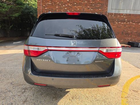 Used 2012 Honda Odyssey Touring Elite image 4