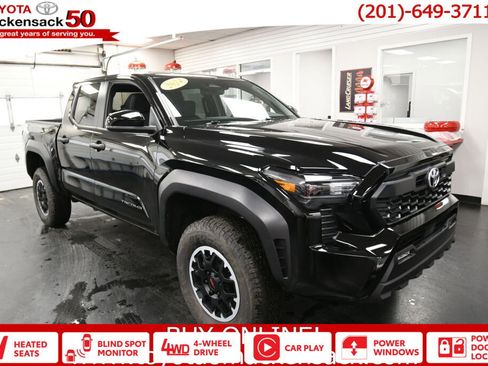 Used 2024 Toyota Tacoma TRD Off-Road image 1