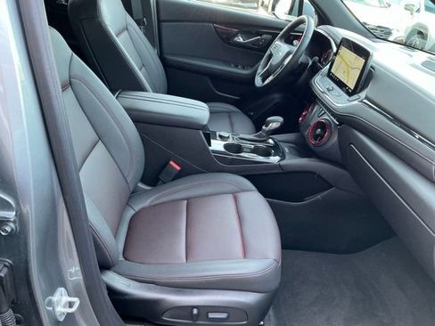 Used 2025 Chevrolet Blazer RS image 18