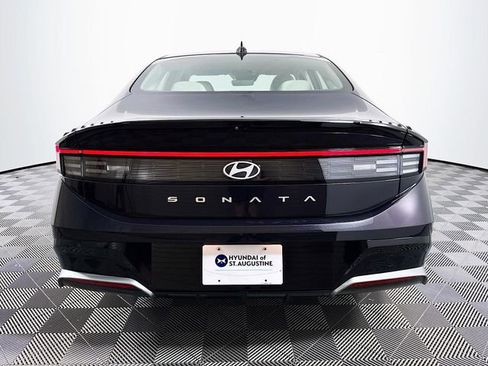 Certified 2024 Hyundai Sonata SEL FWD image 6