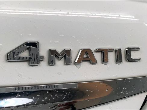 Used 2019 Mercedes-Benz E 300 4MATIC image 10