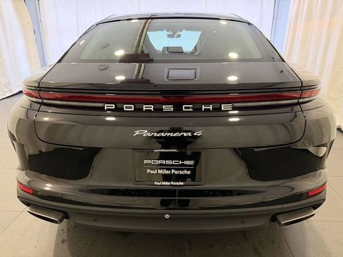 New 2026 Porsche Panamera 4 image 8