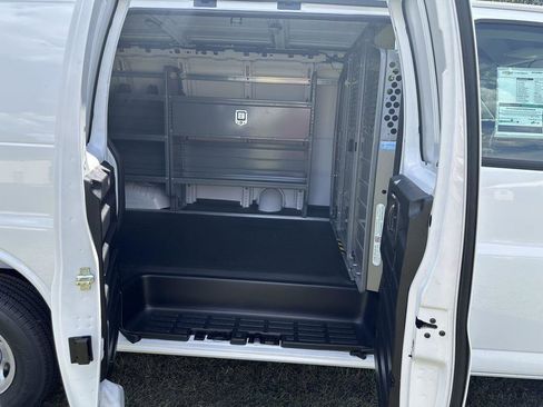 New 2025 Chevrolet Express 3500 w/ Driver Convenience Package image 6