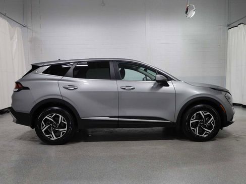 Used 2024 Kia Sportage LX AWD/4WD image 10