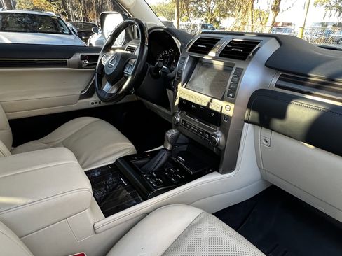 Used 2021 Lexus GX 460 Luxury image 48