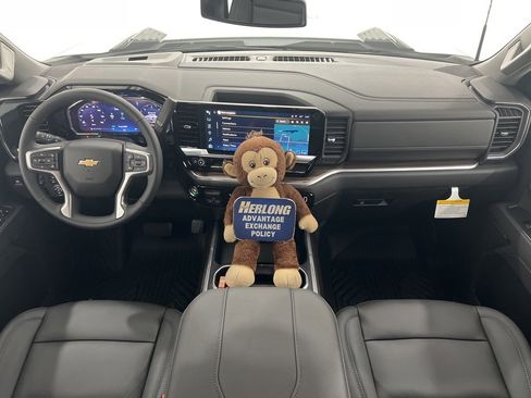 New 2026 Chevrolet Silverado 2500 LT w/ Z71 Chrome Sport Edition image 18