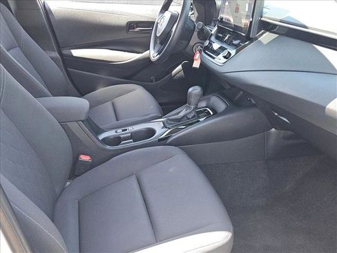 Used 2024 Toyota Corolla LE FWD image 25