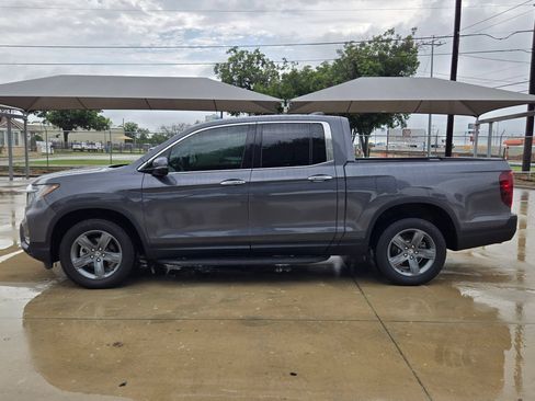 Used 2023 Honda Ridgeline RTL-E image 4