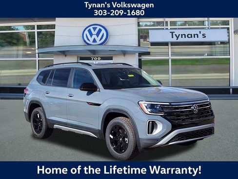 New 2026 Volkswagen Atlas Peak Edition AWD/4WD image 1