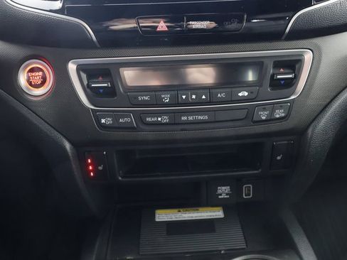 Used 2023 Honda Passport TrailSport image 15