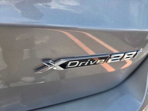 New 2026 BMW X1 xDrive28i w/ Technology Package AWD/4WD image 17