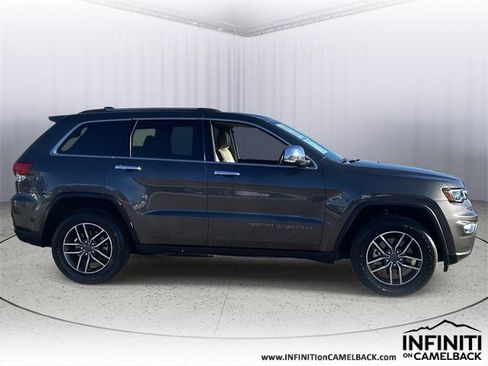 Used 2019 Jeep Grand Cherokee Limited w/ Luxury Group II image 6