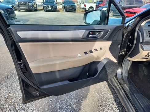 Used 2018 Subaru Outback 2.5i Premium w/ Popular Package #1 image 16